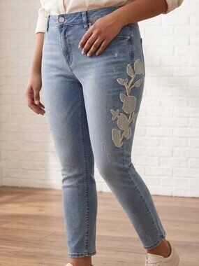 NWT Seven7 Skinny Easy Fit Floral Embroidered Jeans sz 14